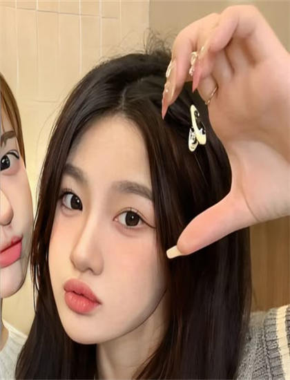 依兰爱情故事在线观看_咕咚影院在线观看视频_你微笑时很美全集免费观看